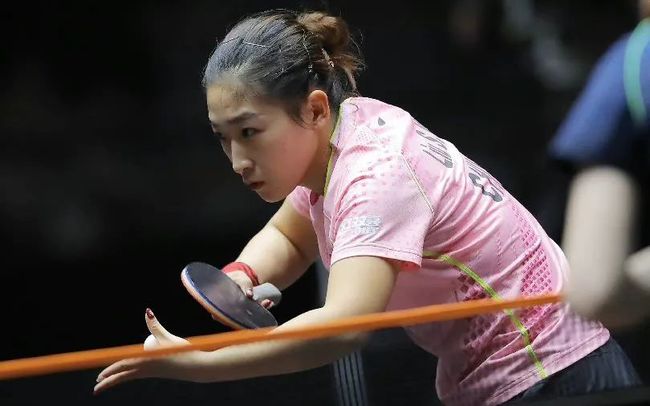 他仍然在其 他仍然在其