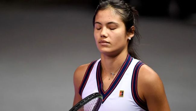 相比之下 相比之下